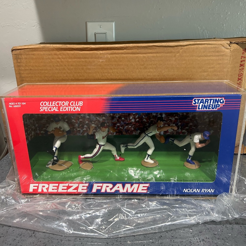 1995 Starting Lineup Nolan Ryan Freeze Frame Collectors Club Plexi Acrylic Case